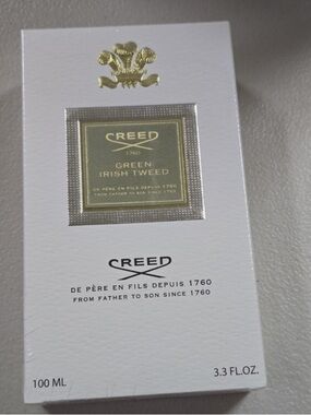 Creed Green Irish Tweed Bath & Body in White and Gold Packaging